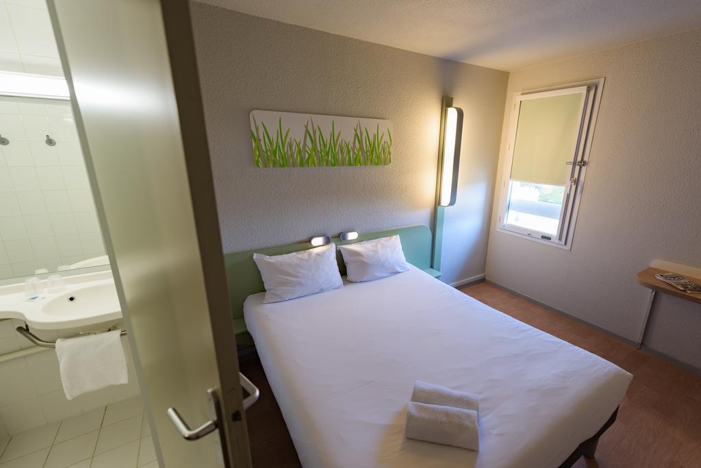Ibis Budget Bollène Exteriör bild